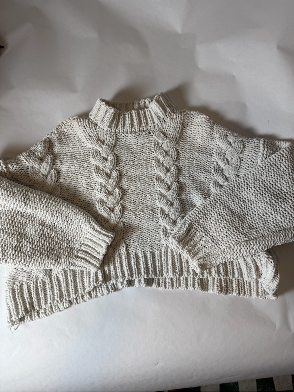 ARULA Cream Cropped Cable Knit Turtleneck Sweater
